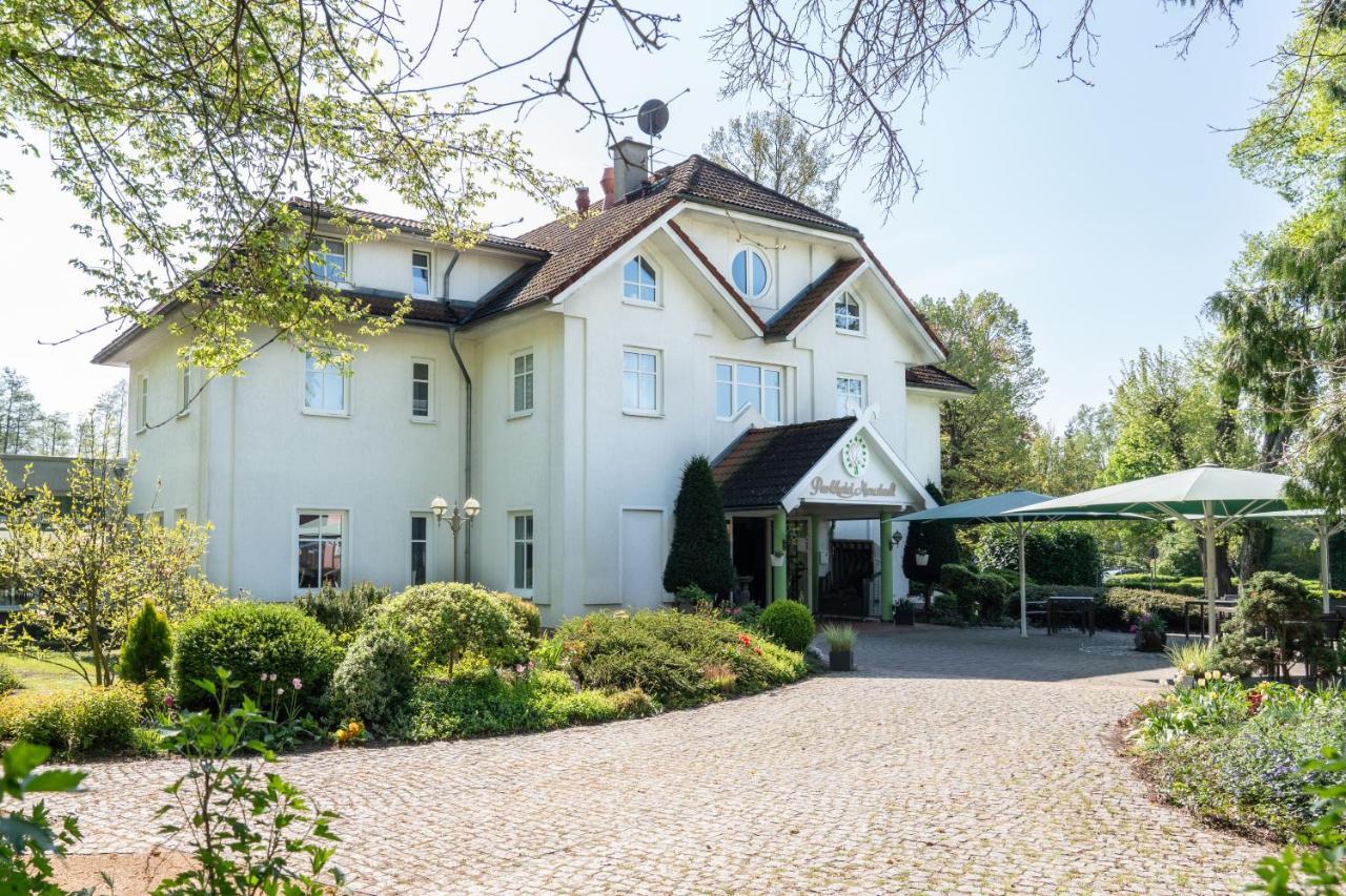 Parkhotel Neustadt Garni Eksteriør billede