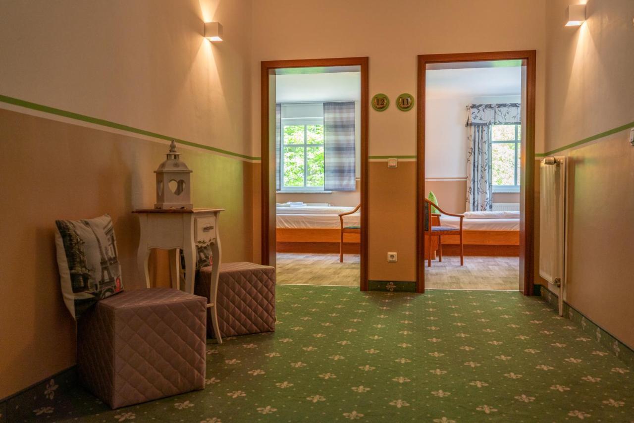 Parkhotel Neustadt Garni Eksteriør billede
